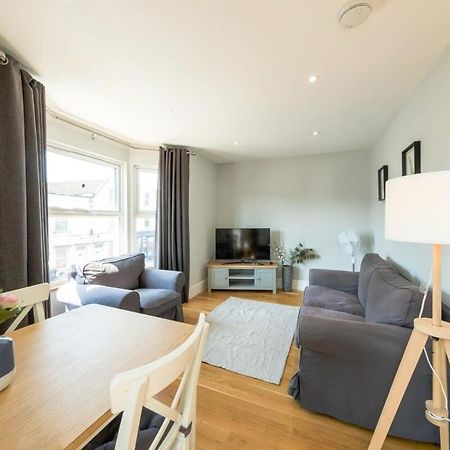 North Street - 2 Bedroom Apartment - Hopewell Bristol Kültér fotó